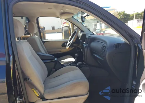 2006 Chevrolet Trailblazer Ls z USA, uszkodzony, nr VIN 1GNDT13S862127594